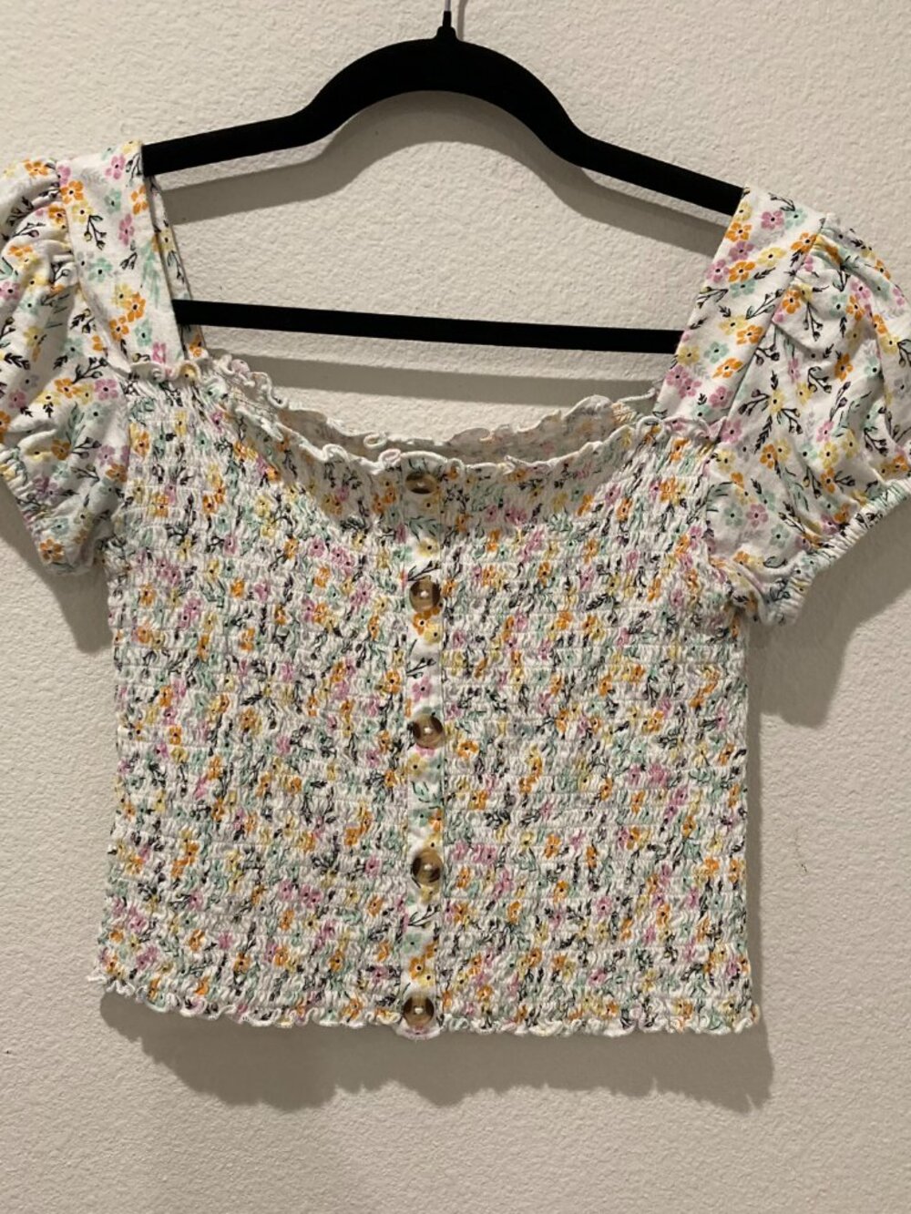 Mudd Floral Smocked Button Front Cropped Top M